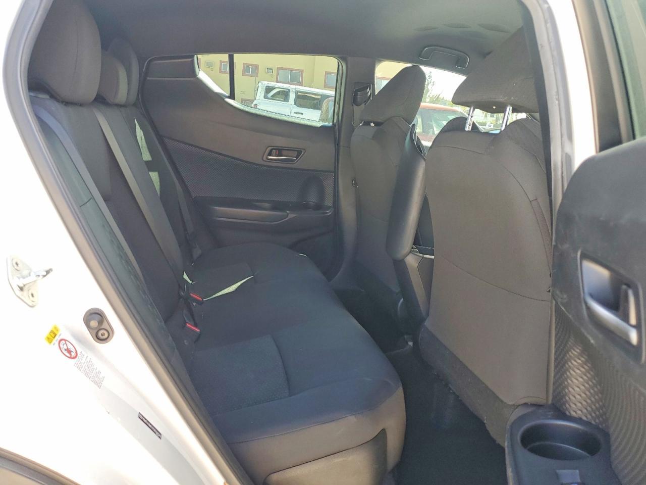 2018 Toyota C-Hr Xle Premium - zdjęcie 10