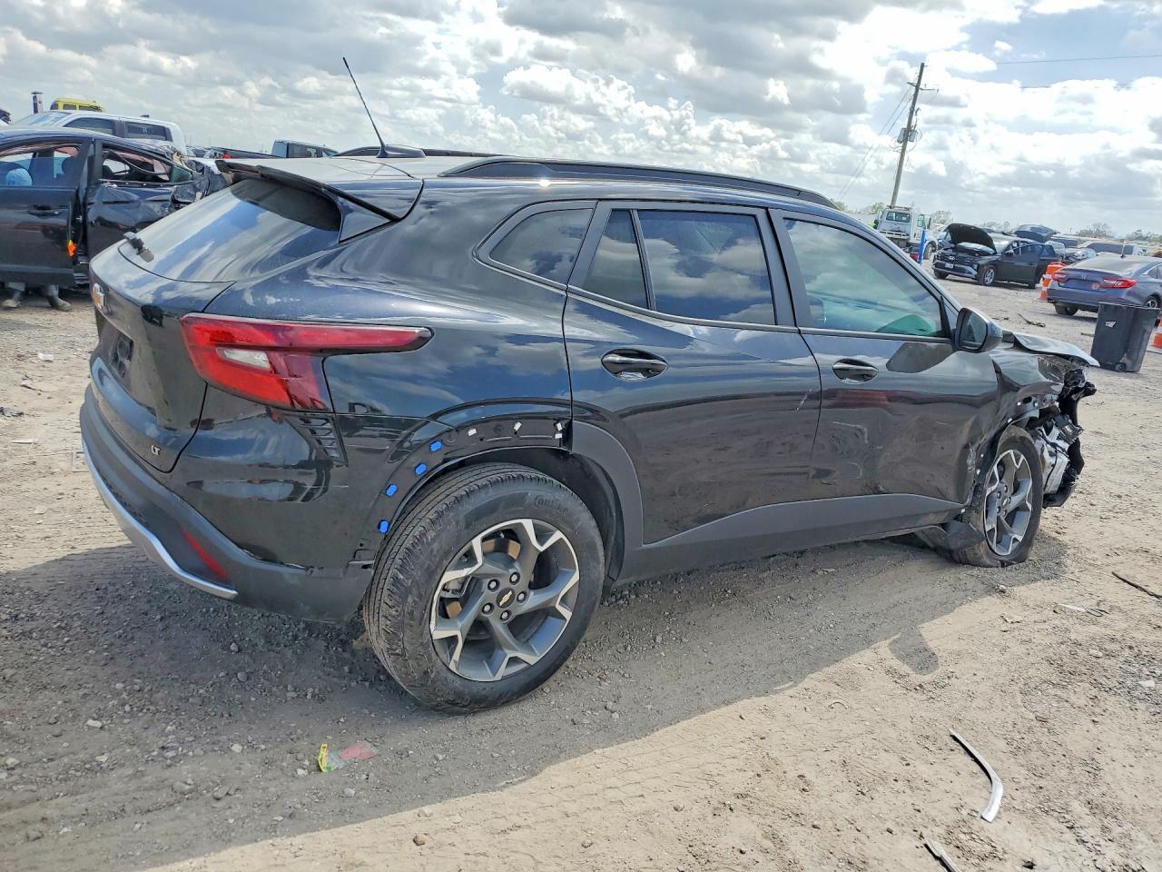 2025 Chevrolet Trax 1Lt - zdjęcie 3