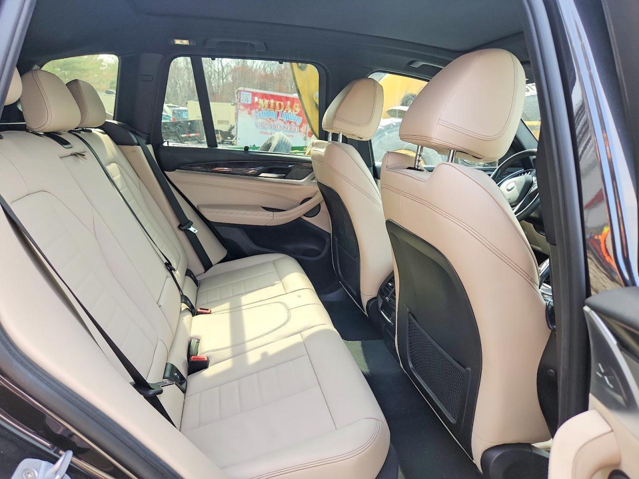 2019 BMW X3 xDrive30I - zdjęcie 11