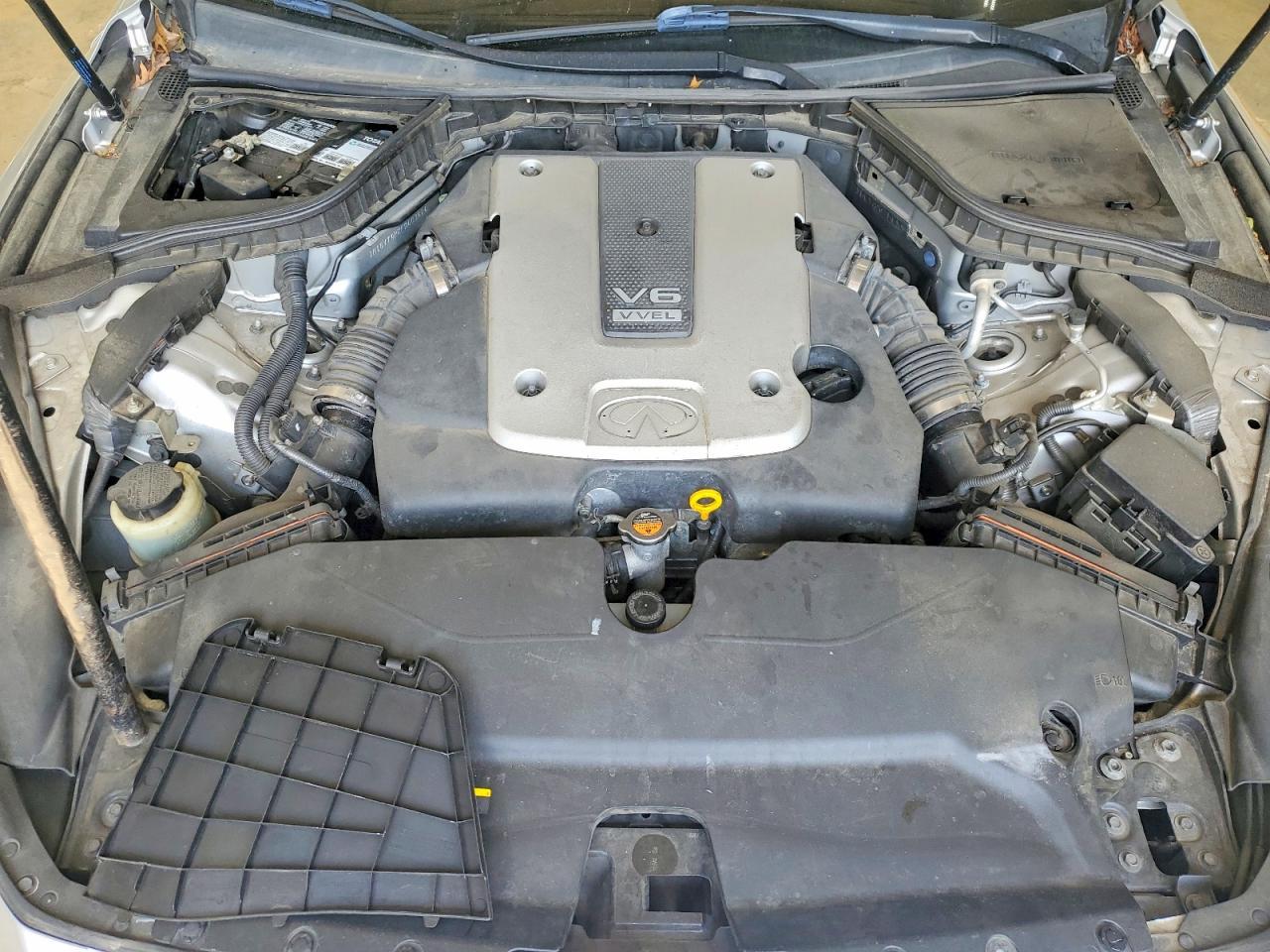 2015 Infiniti Q50 Premium - zdjęcie 11