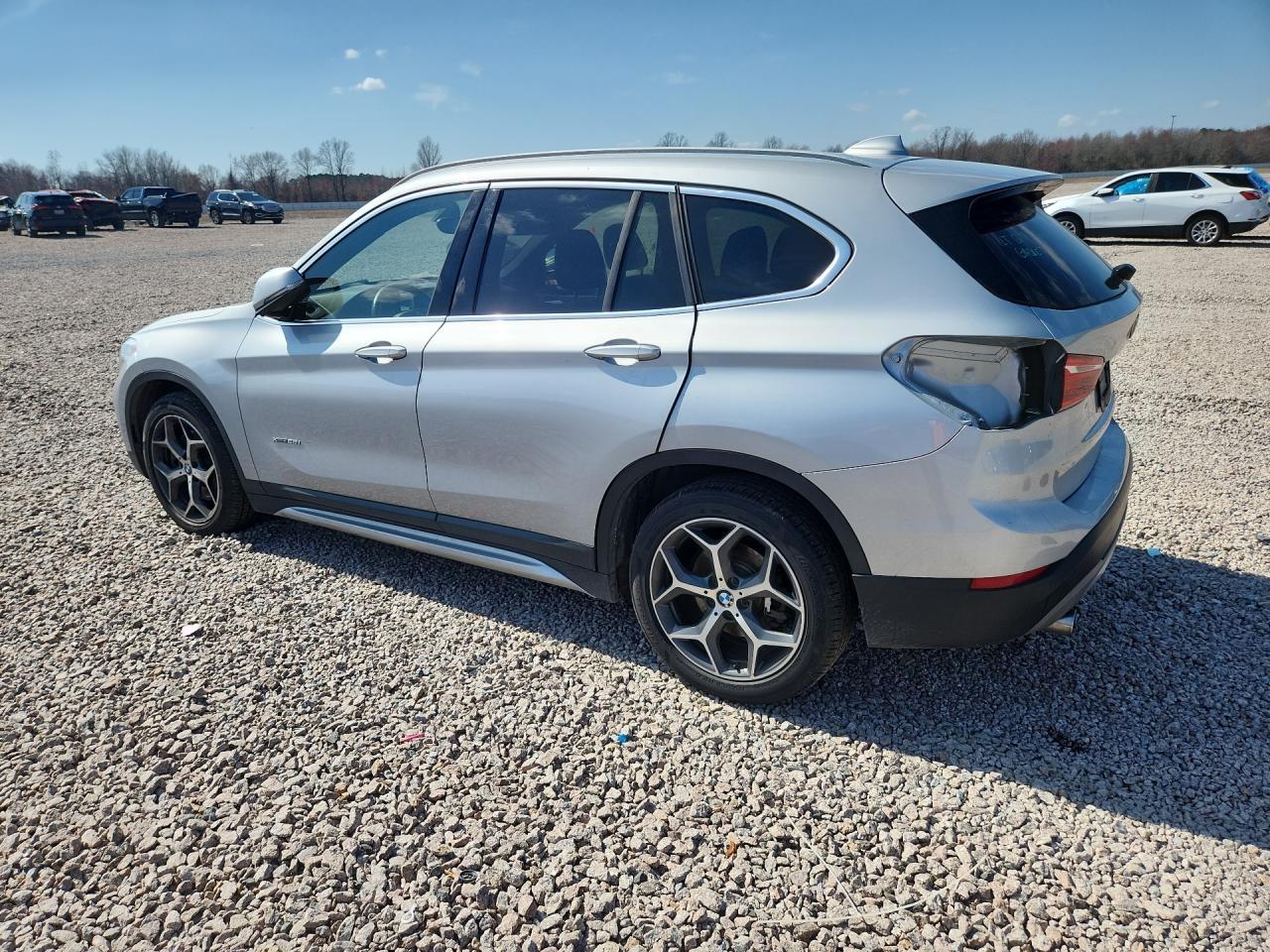 2018 BMW X1 xDrive28I - zdjęcie 2