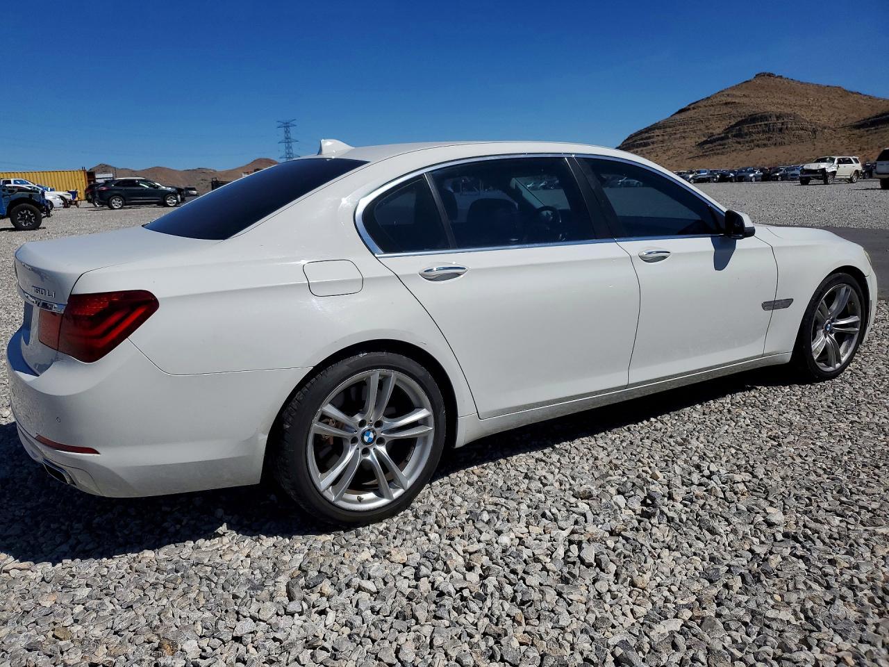 2013 BMW 750 Li - zdjęcie 3