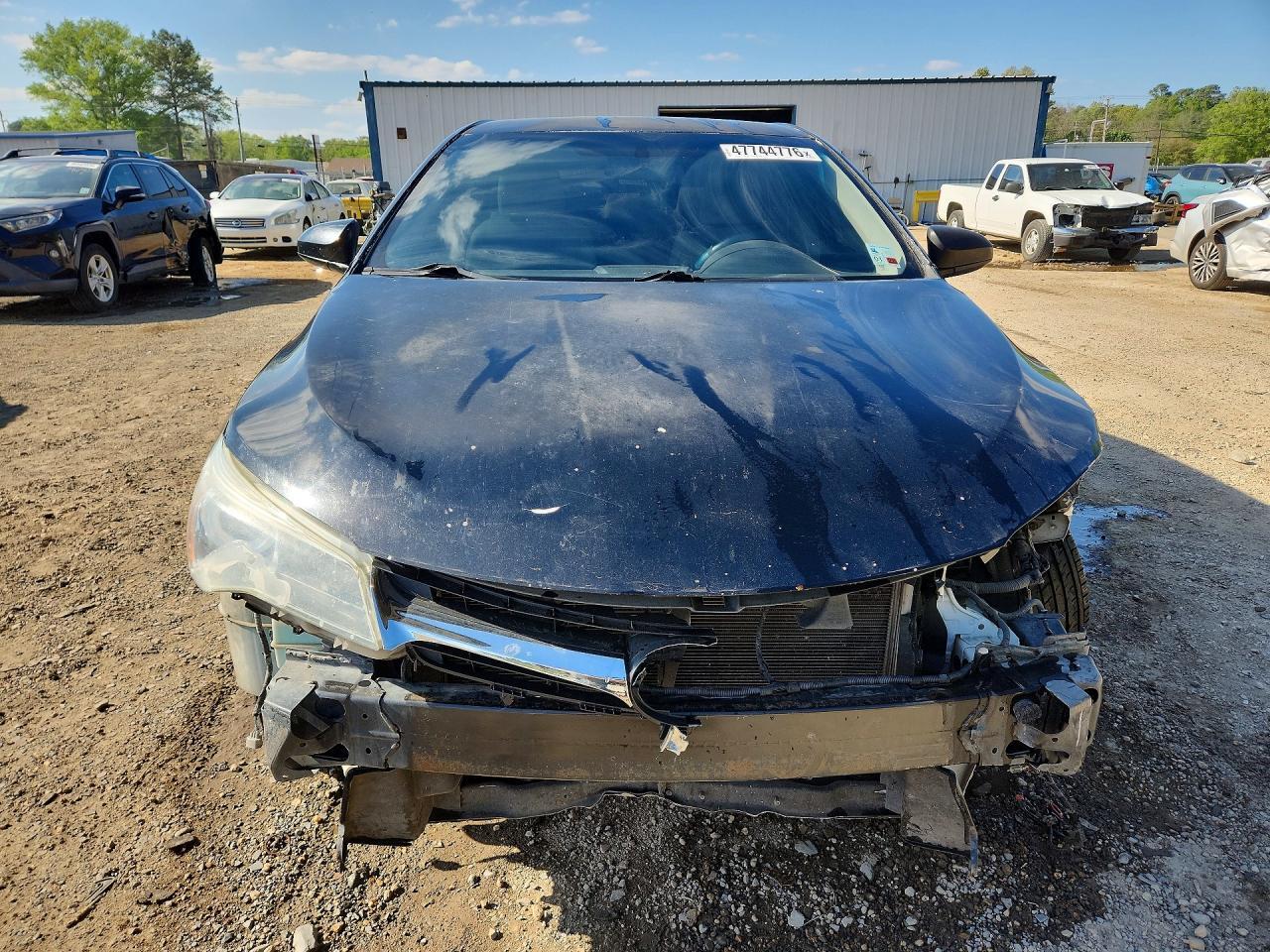 2016 Toyota Camry Le - zdjęcie 5