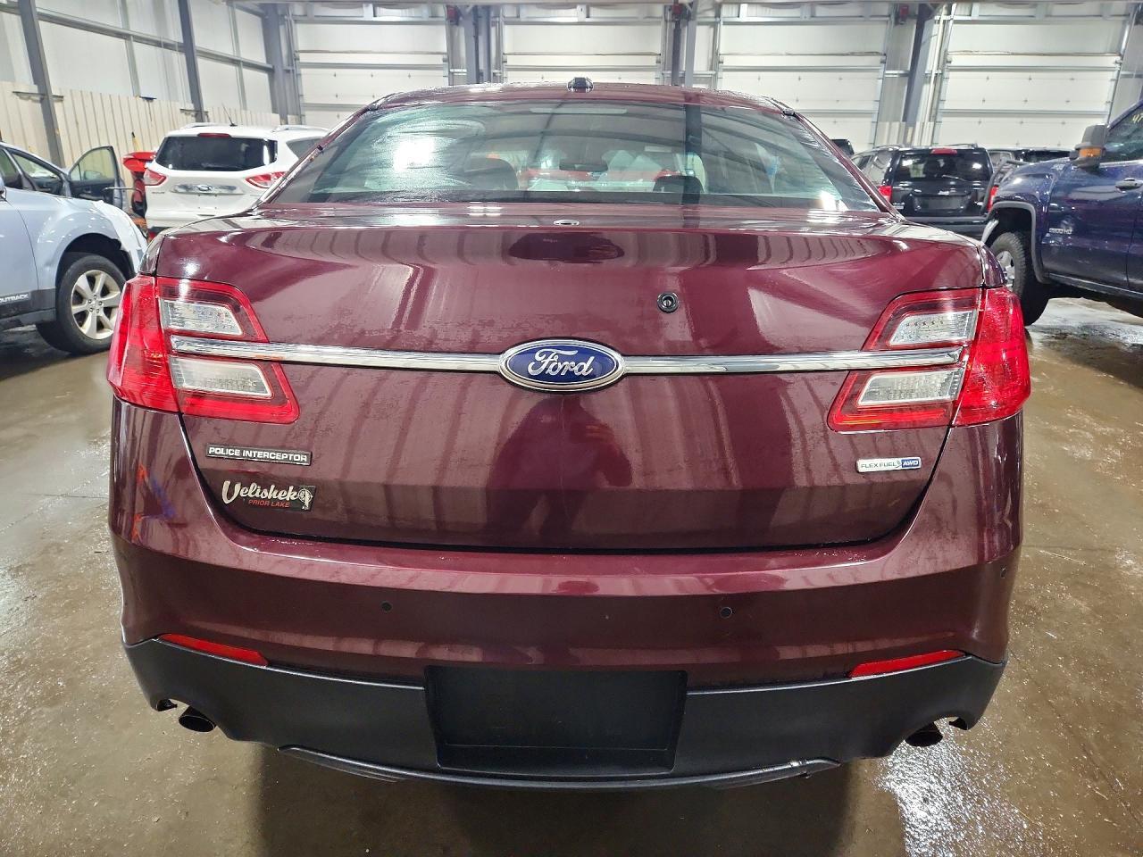 2015 Ford Taurus Police Interceptor - zdjęcie 6