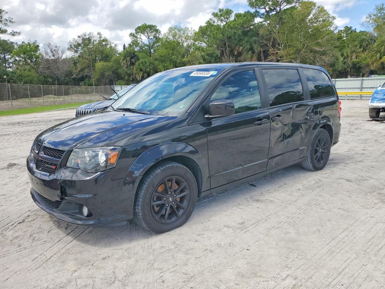 2020 Dodge Grand Caravan Gt - zdjęcie główne