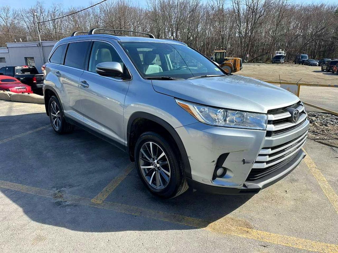 2019 Toyota Highlander Xle - zdjęcie 4