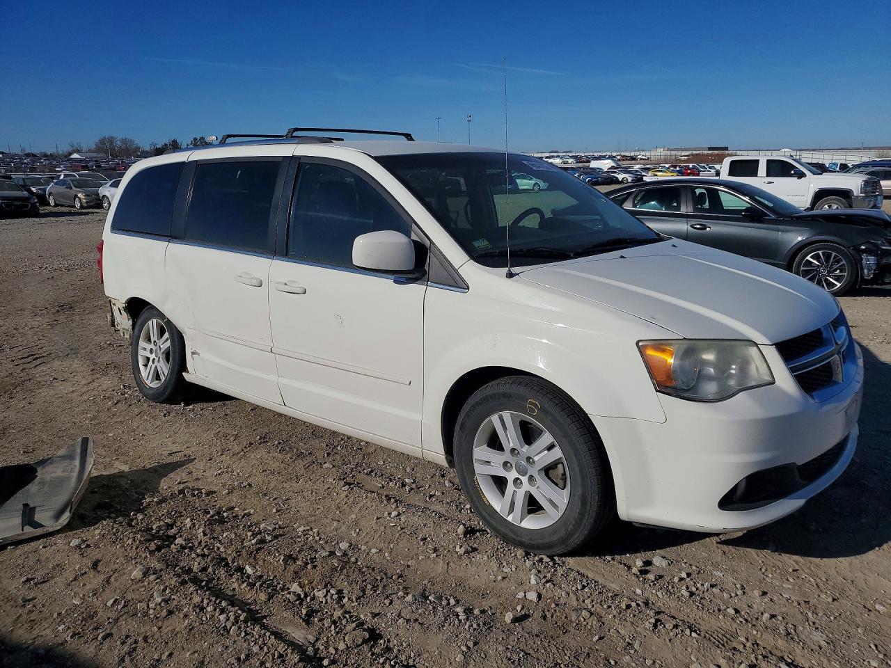 2013 Dodge Grand Caravan Crew - zdjęcie 4