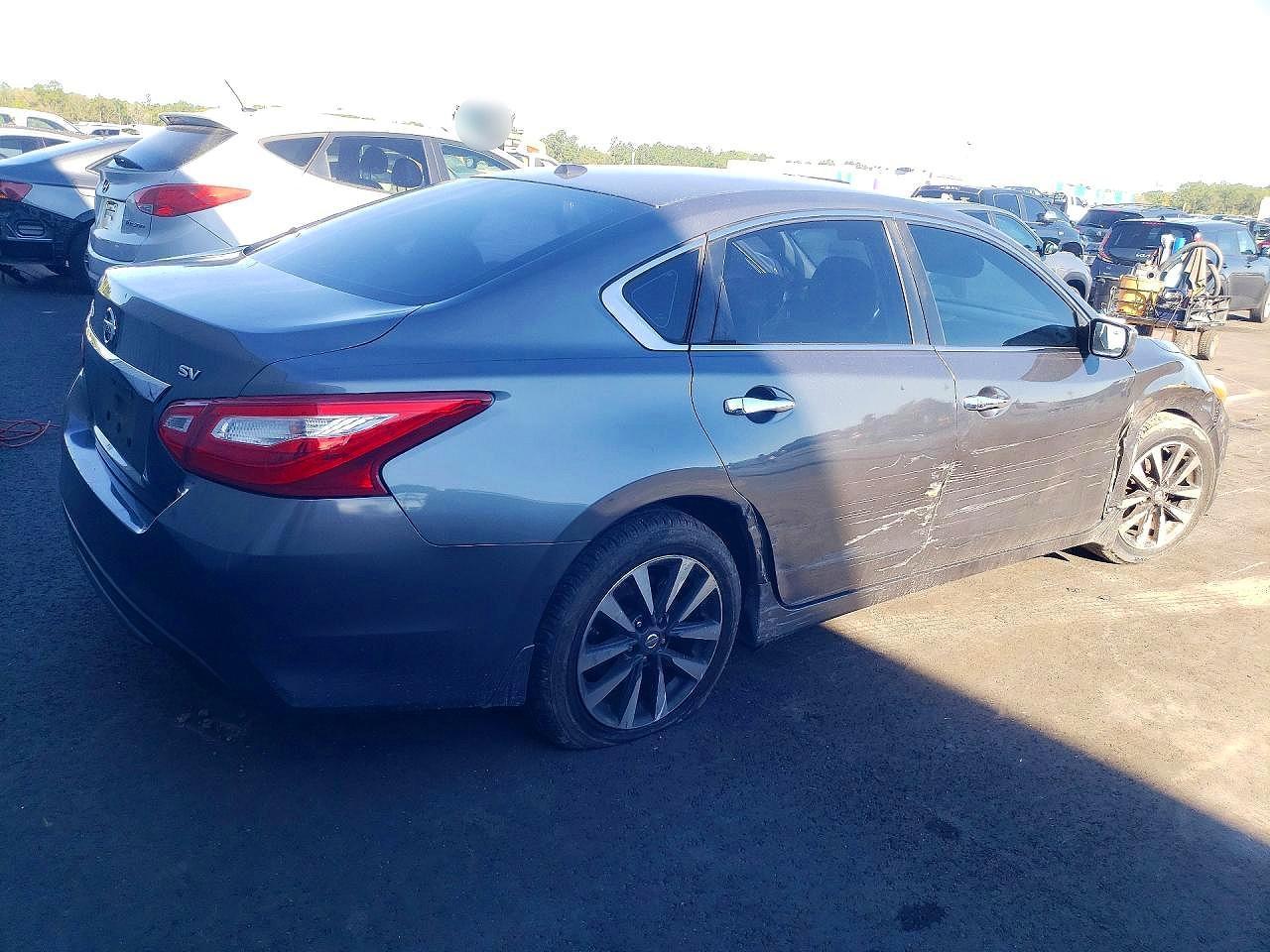 2017 Nissan Altima 2.5 Sv - zdjęcie 3