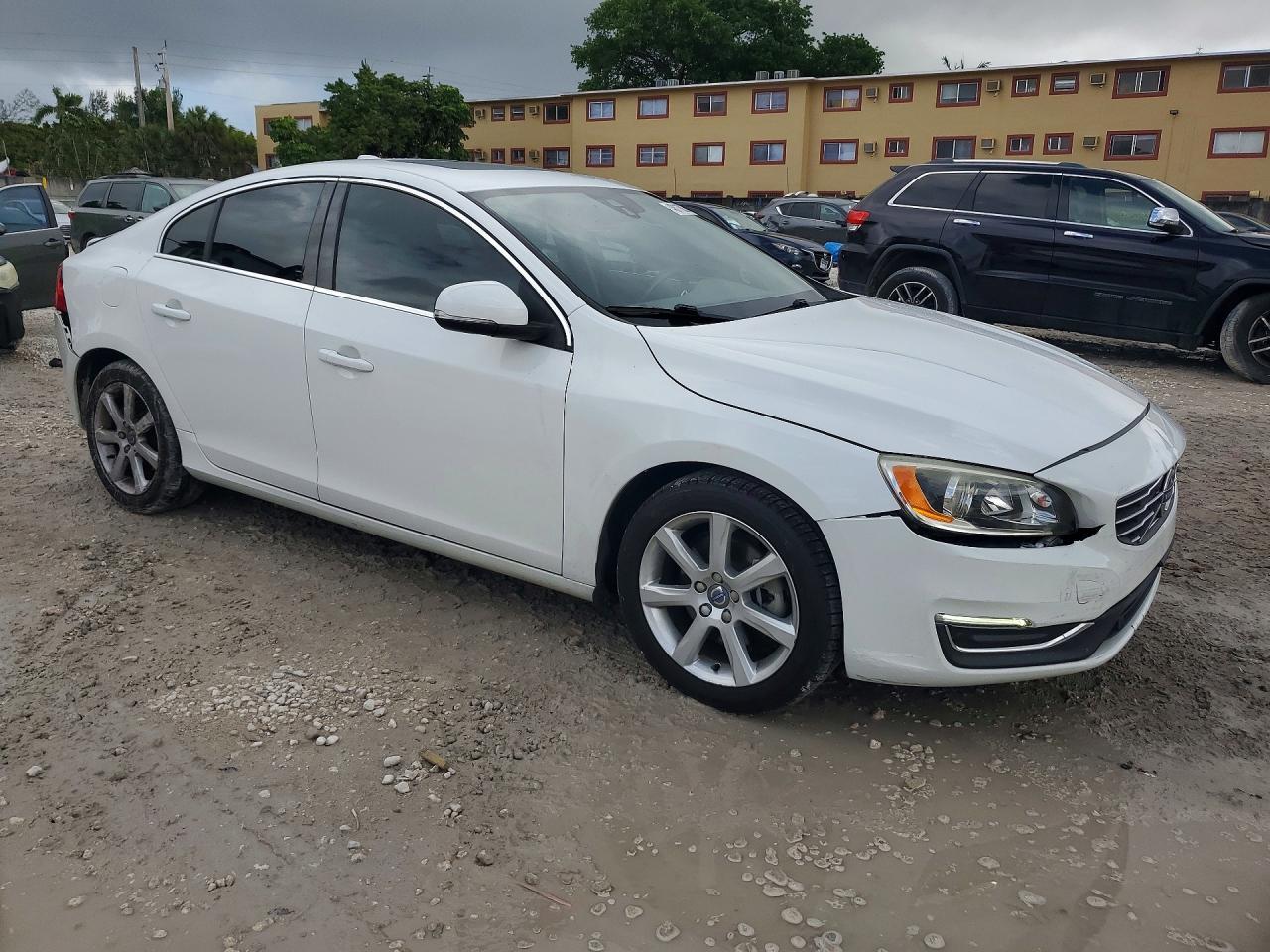 2016 Volvo S60 Premier - zdjęcie 4