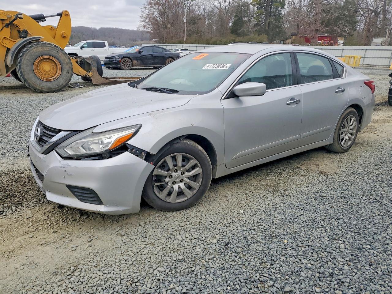 2016 Nissan Altima 2.5 - zdjęcie główne