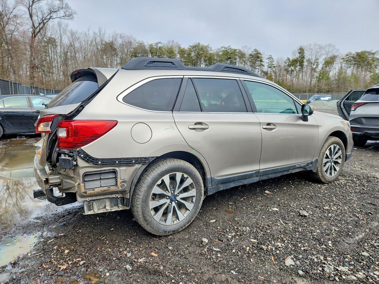 2015 Subaru Outback 2.5I Limited - zdjęcie 3