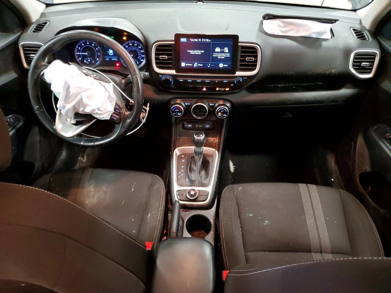 2022 Hyundai Venue Sel - zdjęcie 8