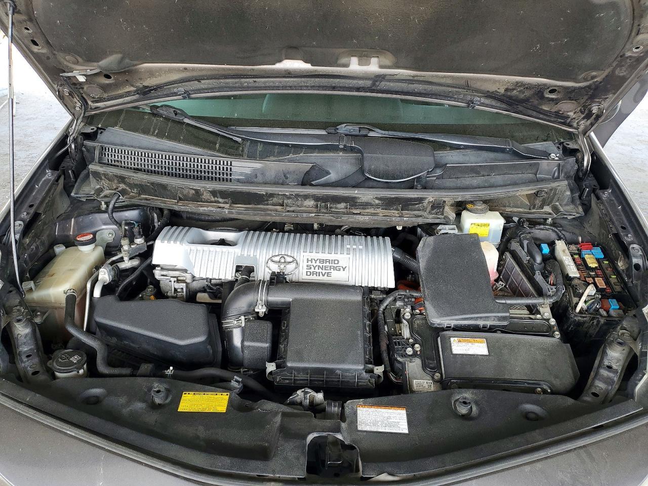 2015 Toyota Prius V Four - zdjęcie 11