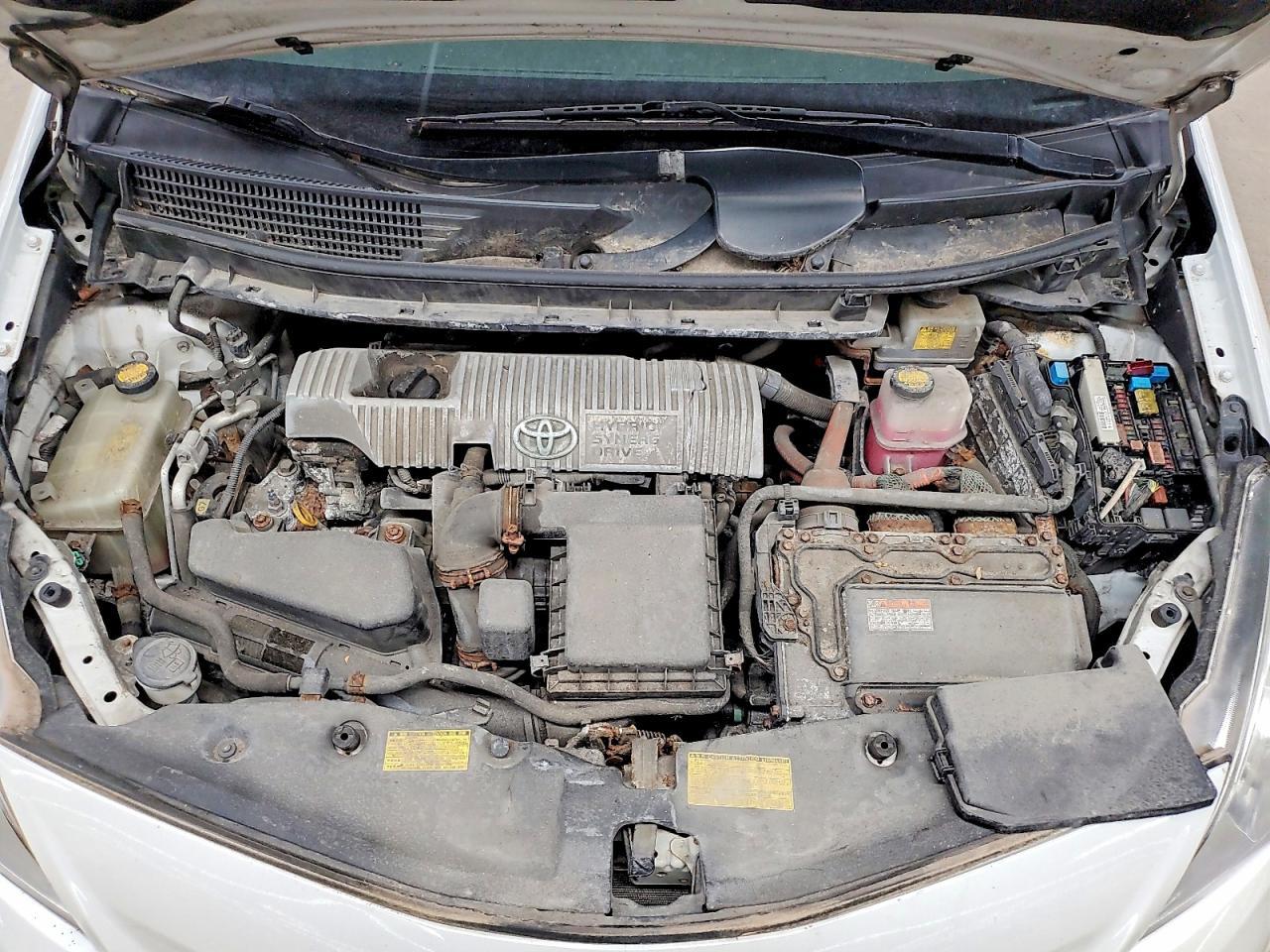 2013 Toyota Prius V Two - zdjęcie 11