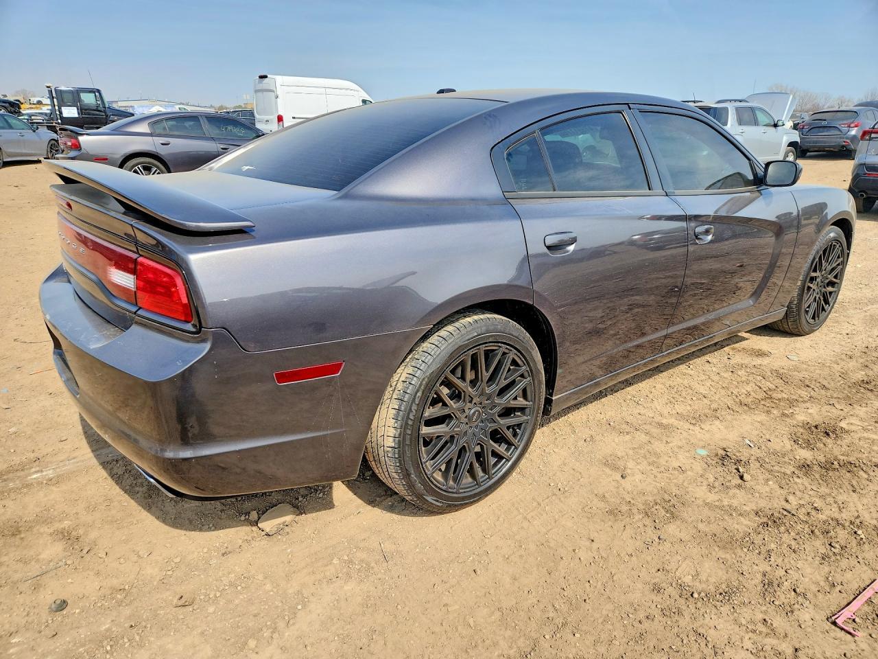 2014 Dodge Charger Sxt - zdjęcie 3