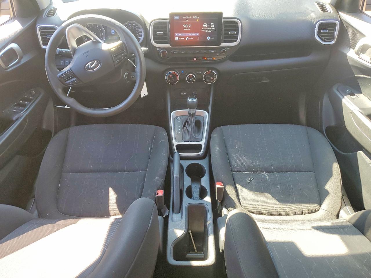 2021 Hyundai Venue Se - zdjęcie 8