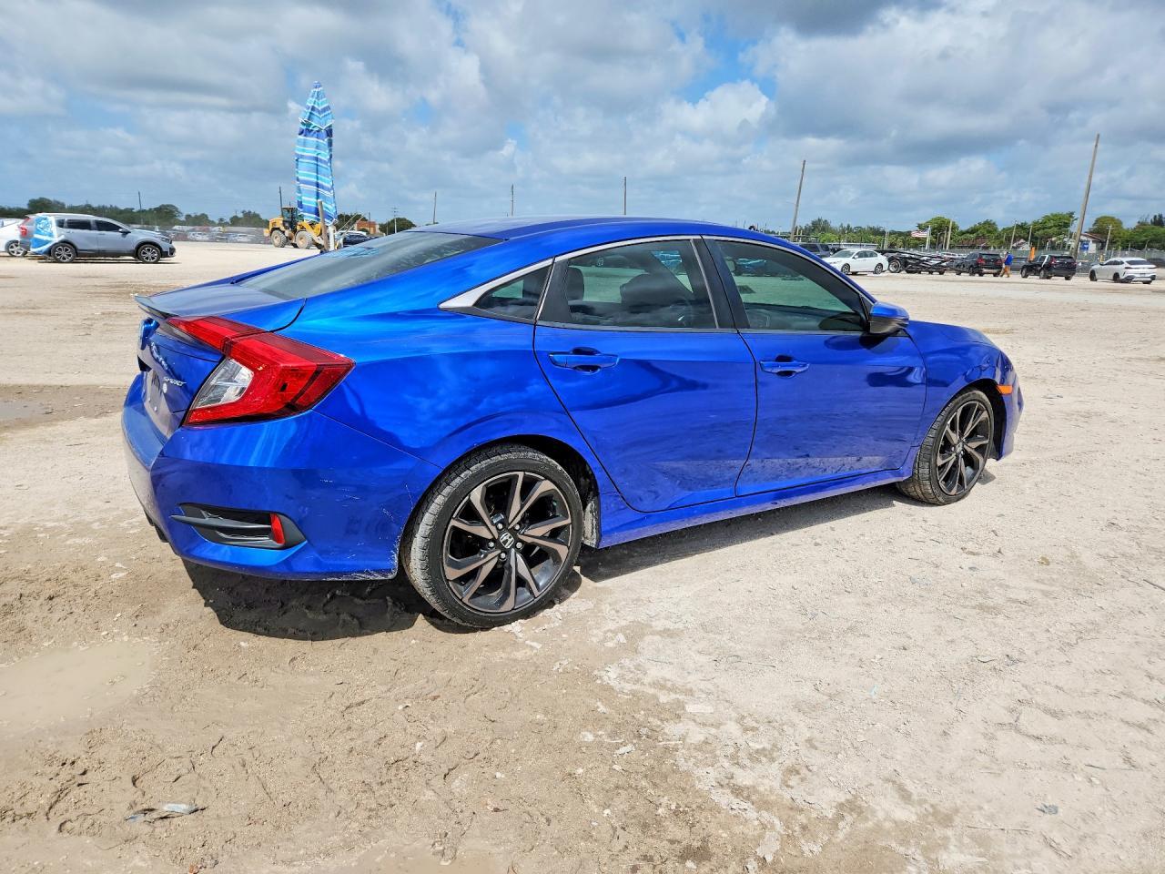 2021 Honda Civic Sport - zdjęcie 3