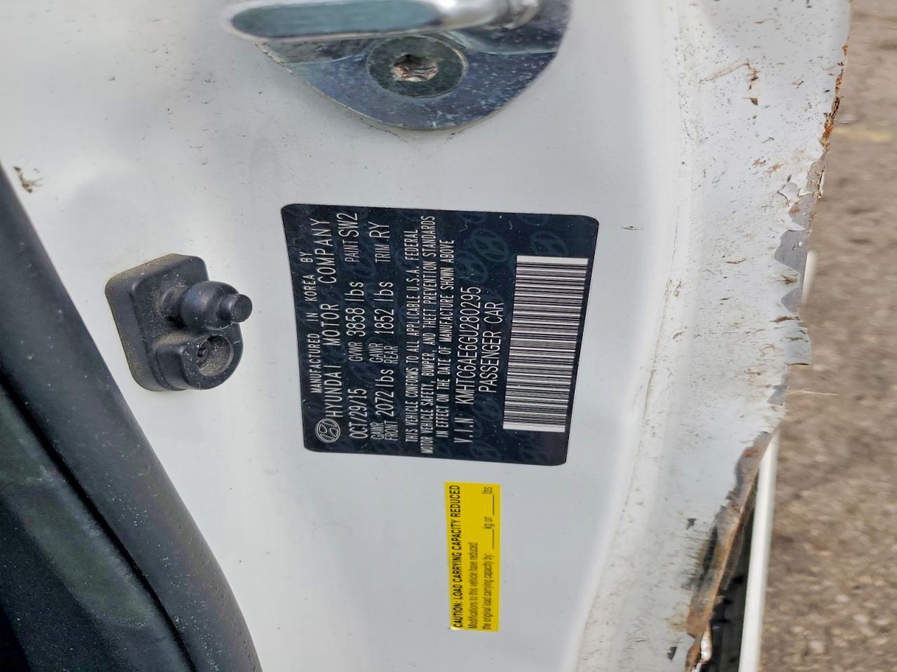 2016 Hyundai Veloster Turbo - zdjęcie 12