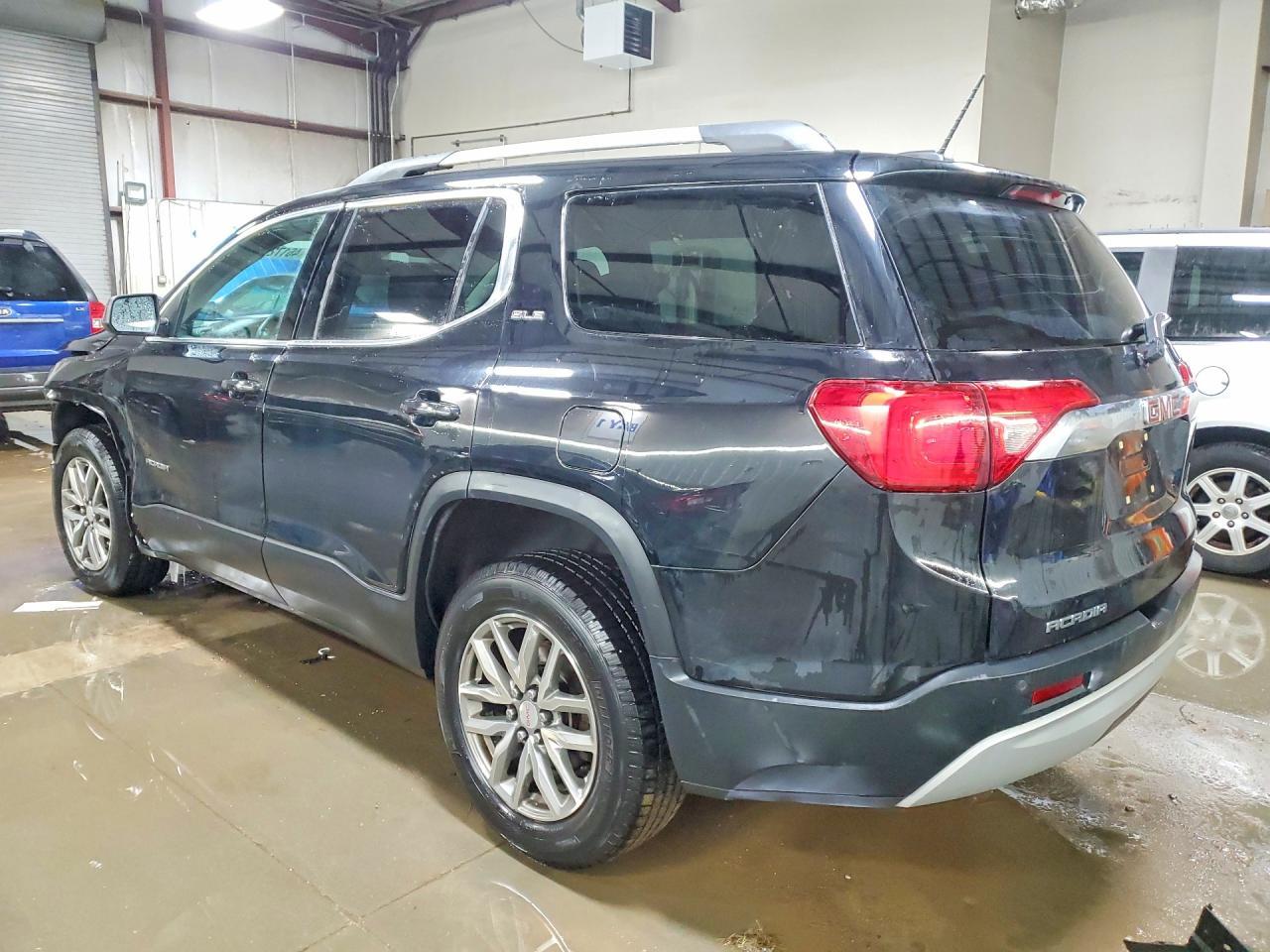 2017 GMC Acadia Sle - zdjęcie 2