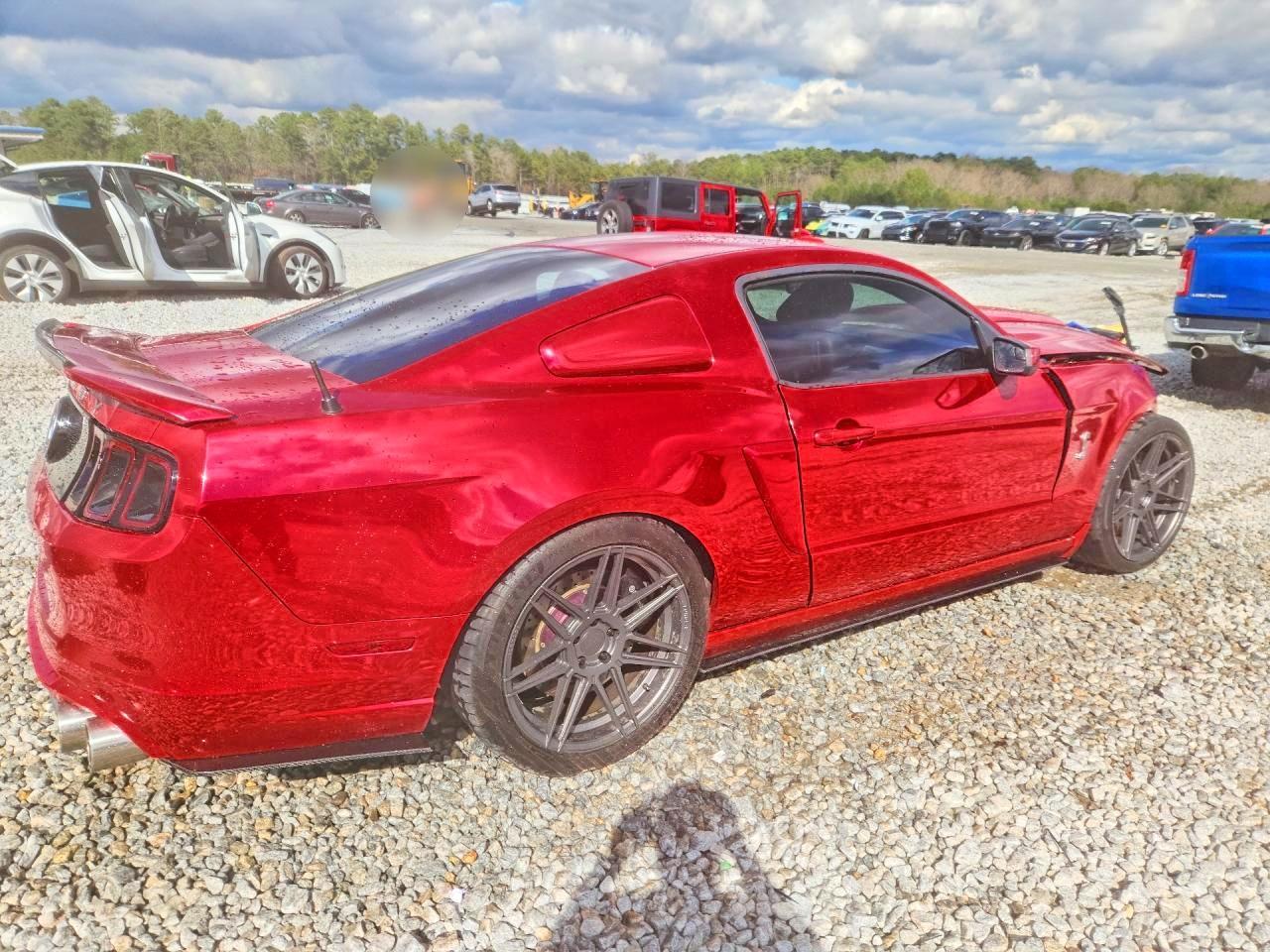 Ford Mustang - zdjęcie 3