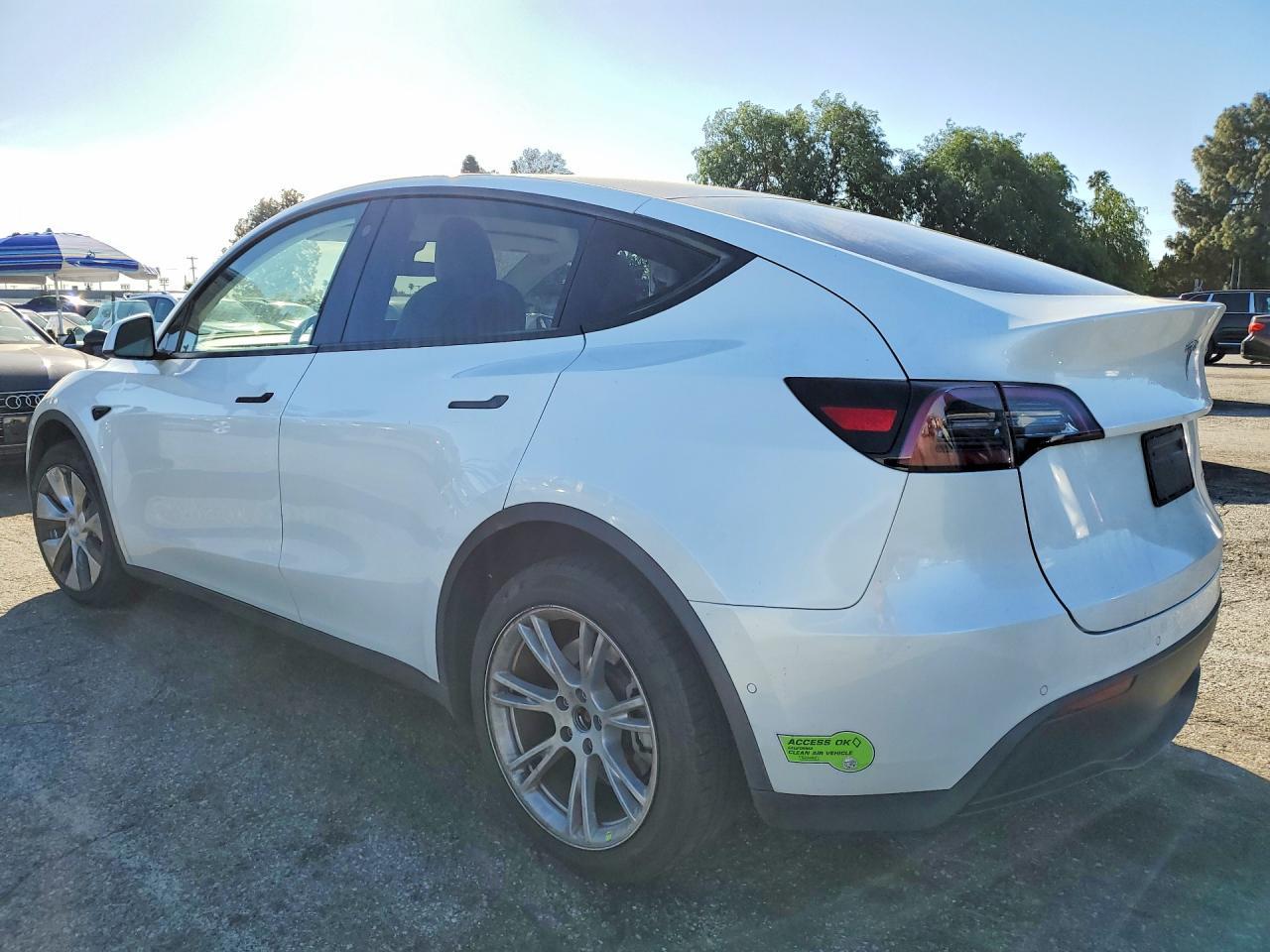 2022 Tesla Model Y - zdjęcie 2