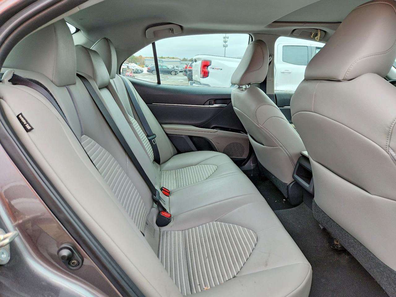 2019 Toyota Camry Se - zdjęcie 10