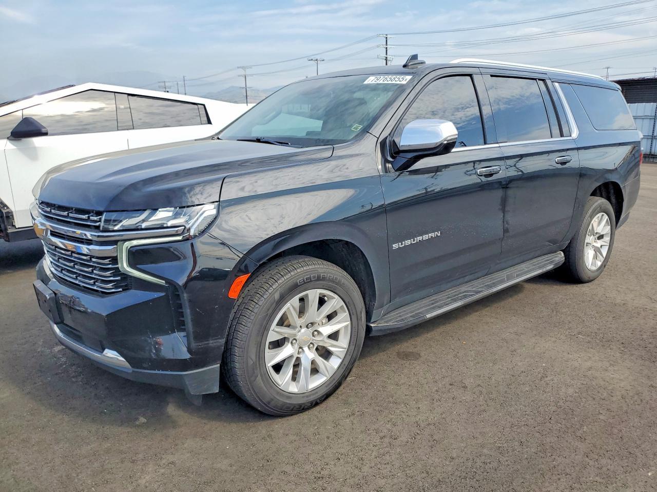 2023 Chevrolet Suburban C1500 Premier - zdjęcie główne