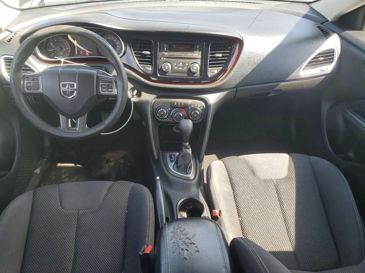 2016 Dodge Dart Sxt - zdjęcie 8