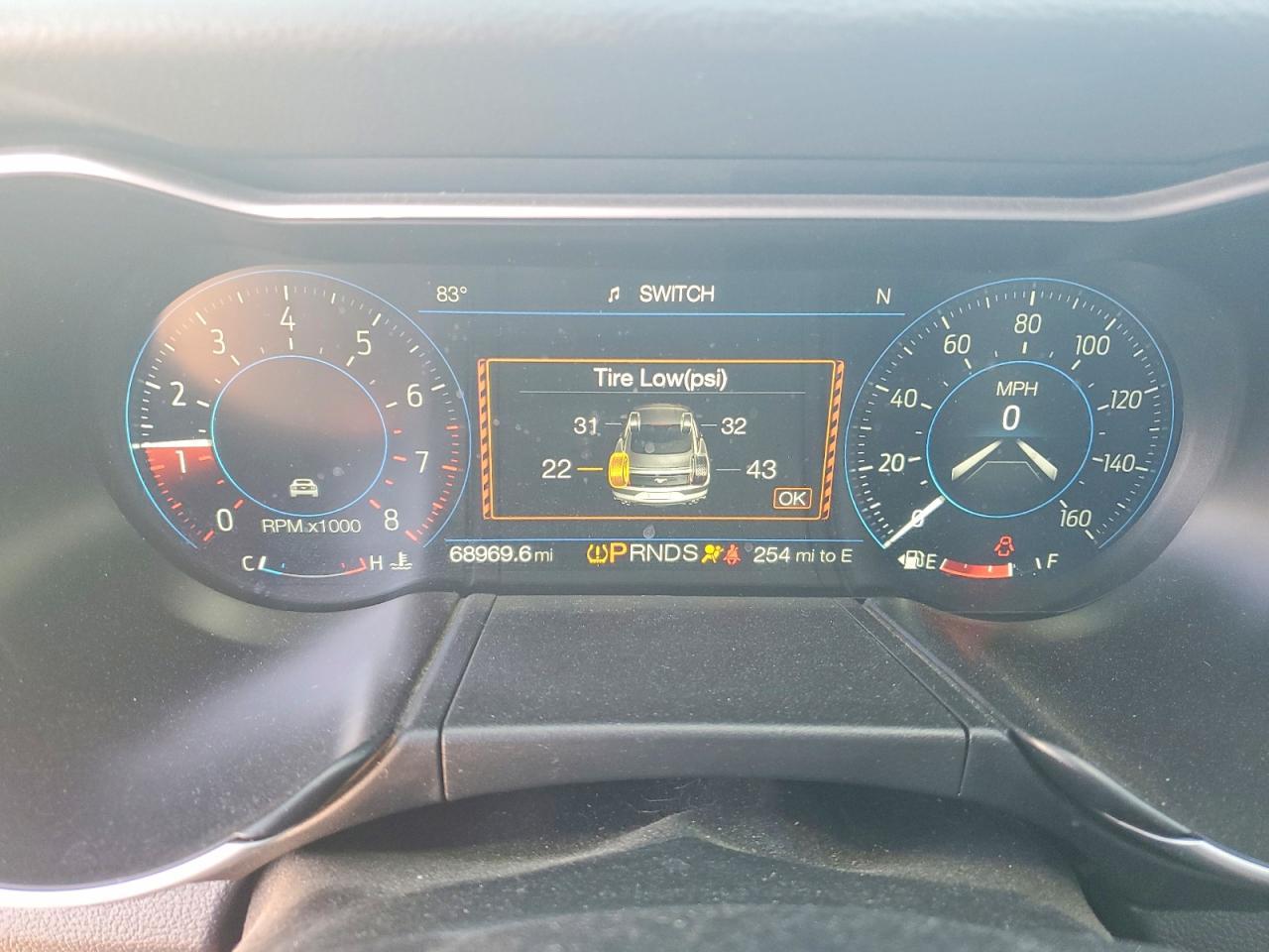 2019 Ford Mustang - zdjęcie 9