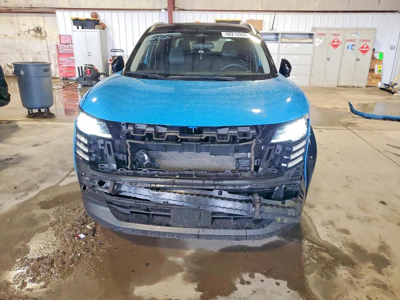 2025 Nissan Kicks Sr - zdjęcie 5