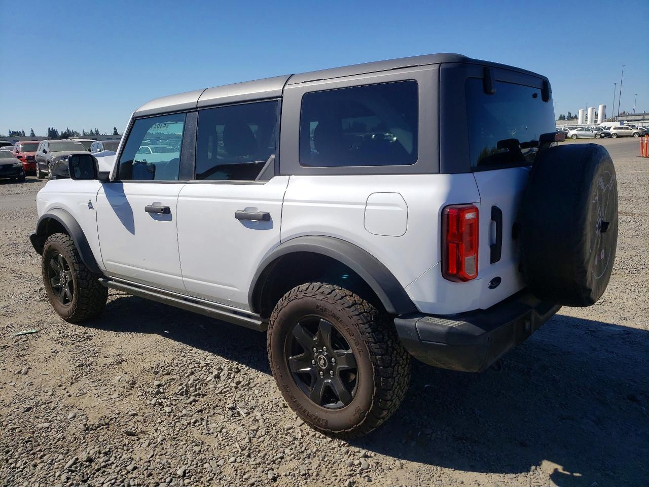 2024 Ford Bronco Black Diamond - zdjęcie 2