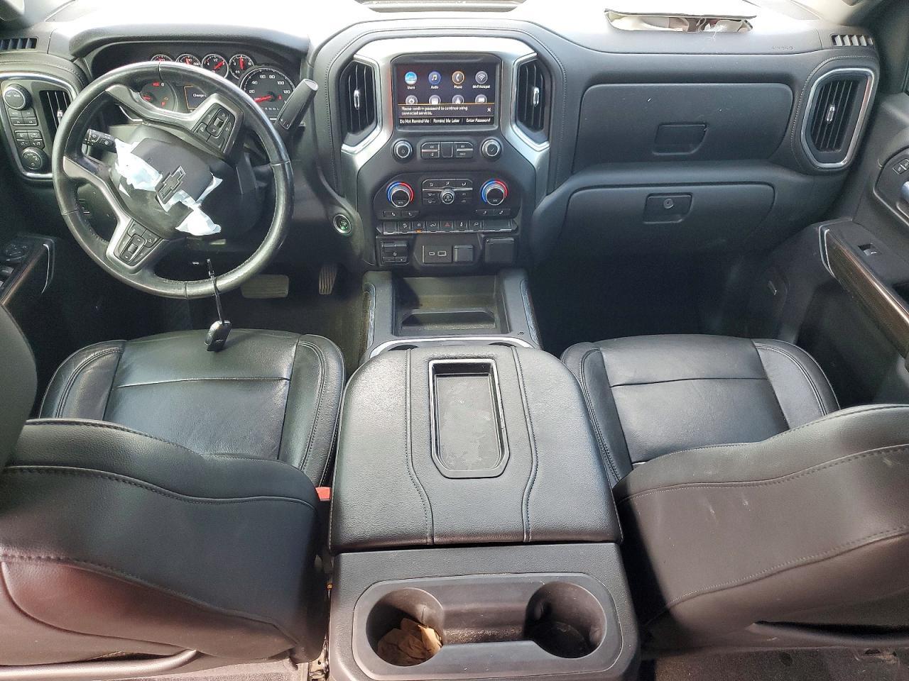 2020 Chevrolet Silverado Rst - zdjęcie 8