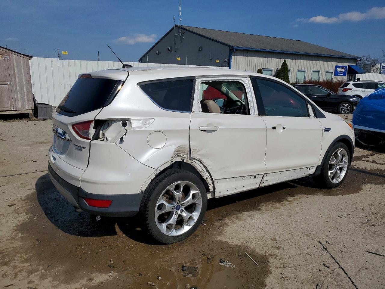 2015 Ford Escape Titanium - zdjęcie 3