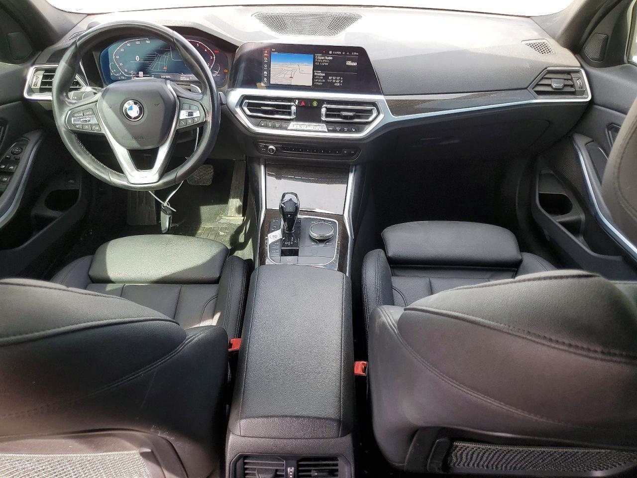 2020 BMW 330 - zdjęcie 8