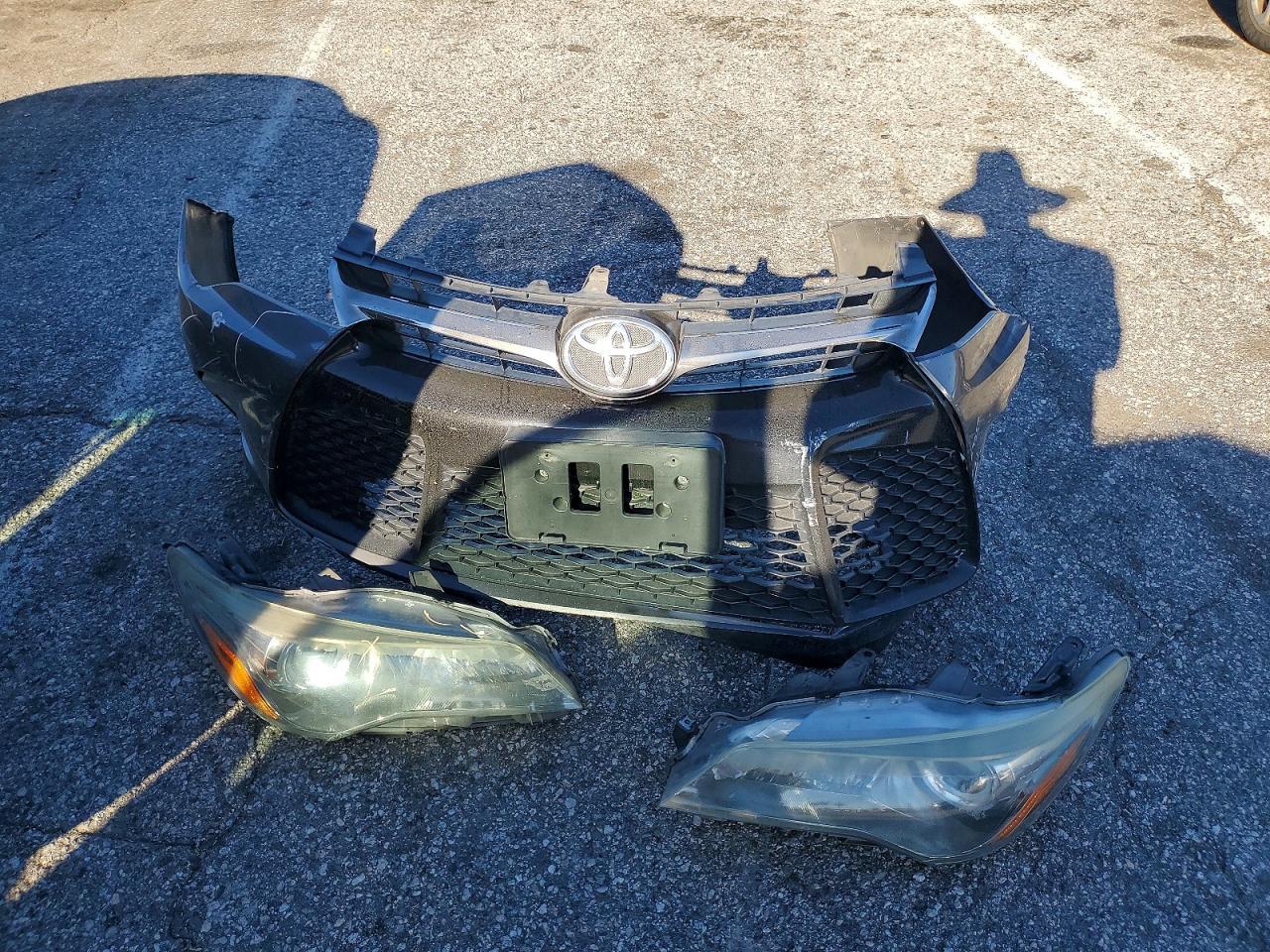 2016 Toyota Camry Se - zdjęcie 12