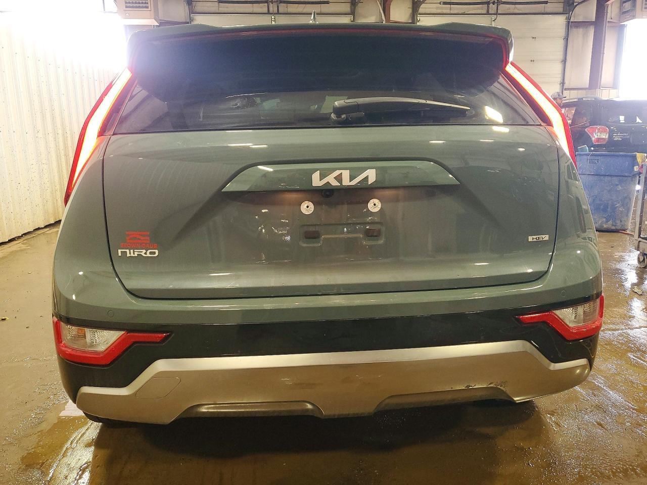 2025 Kia Niro Ex Touring - zdjęcie 6