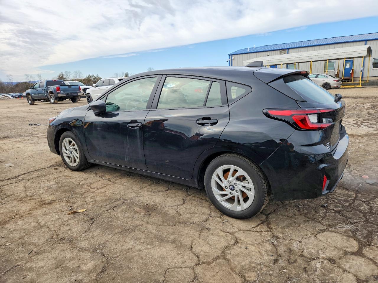 2025 Subaru Impreza - zdjęcie 2