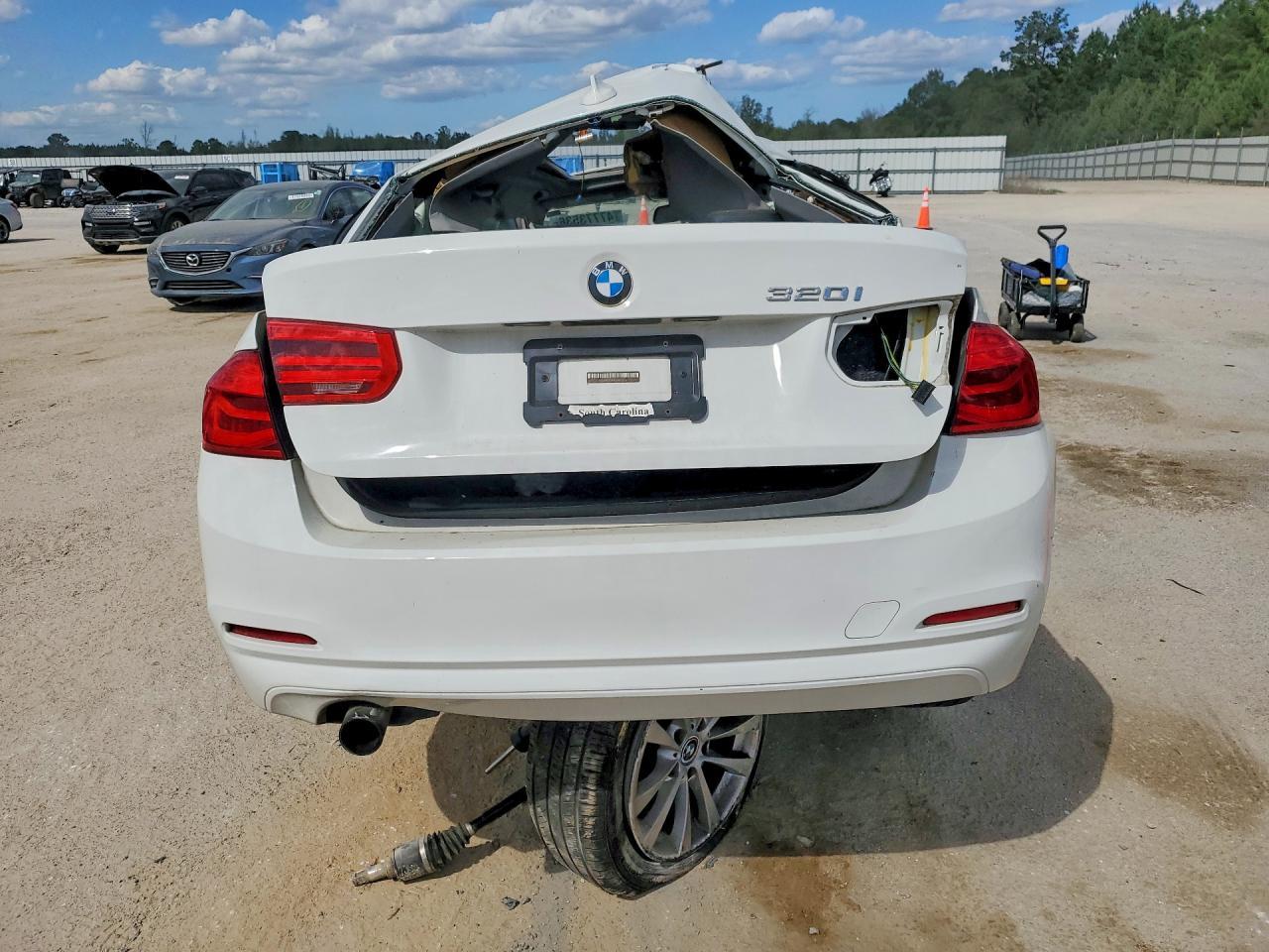 2016 BMW 320 I - zdjęcie 6