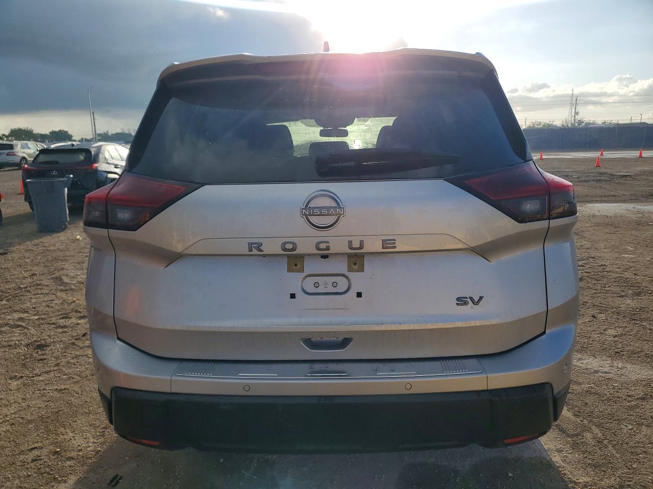 2024 Niss Rogue - zdjęcie 6