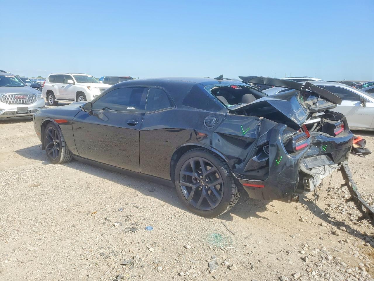 2021 Dodge Challenger Gt - zdjęcie 2