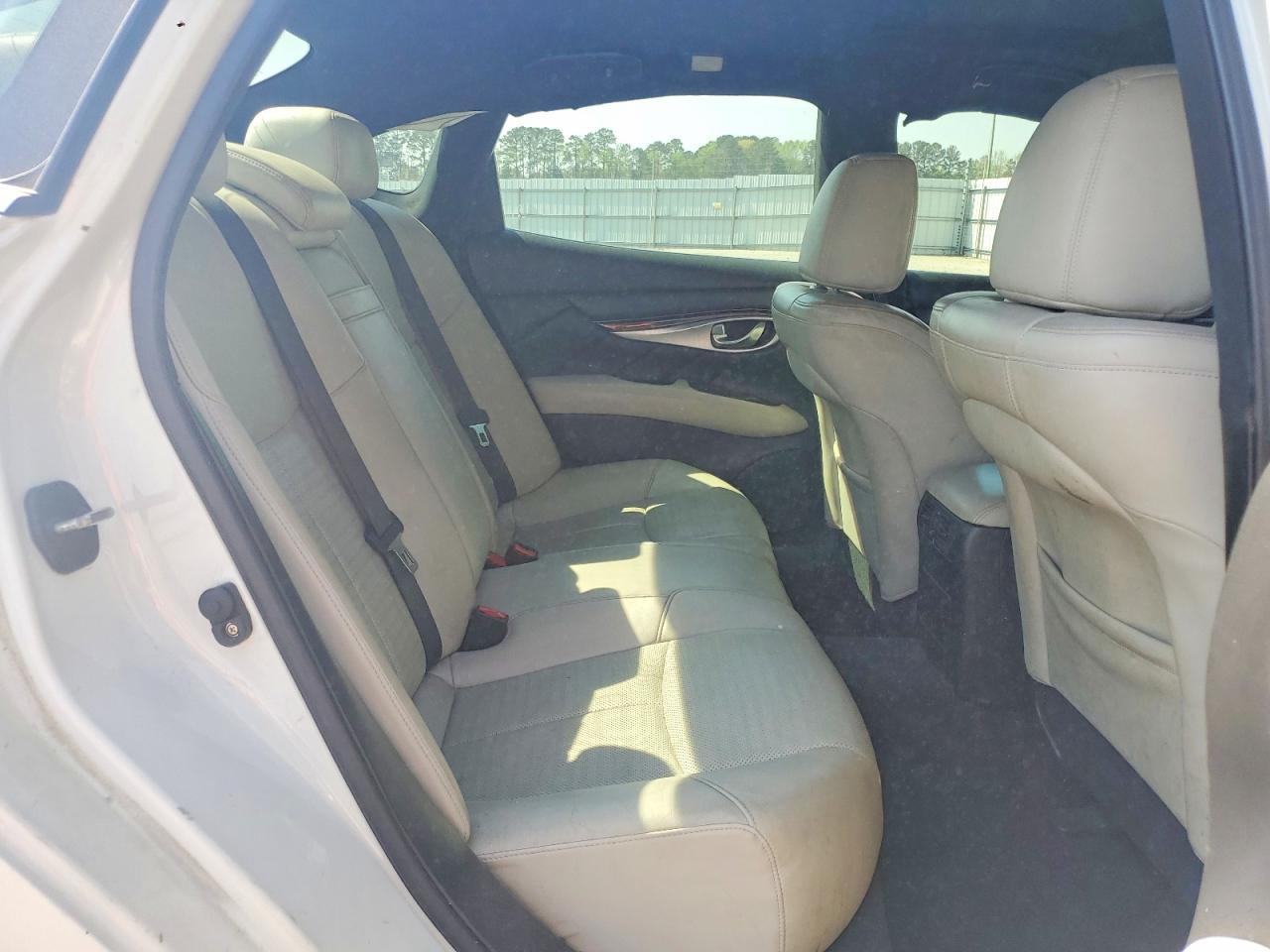 2013 Infiniti M37 Base - zdjęcie 10