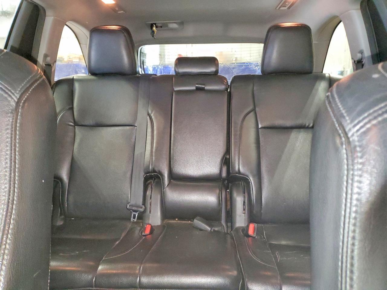 2014 Toyota Highlander Le - zdjęcie 10