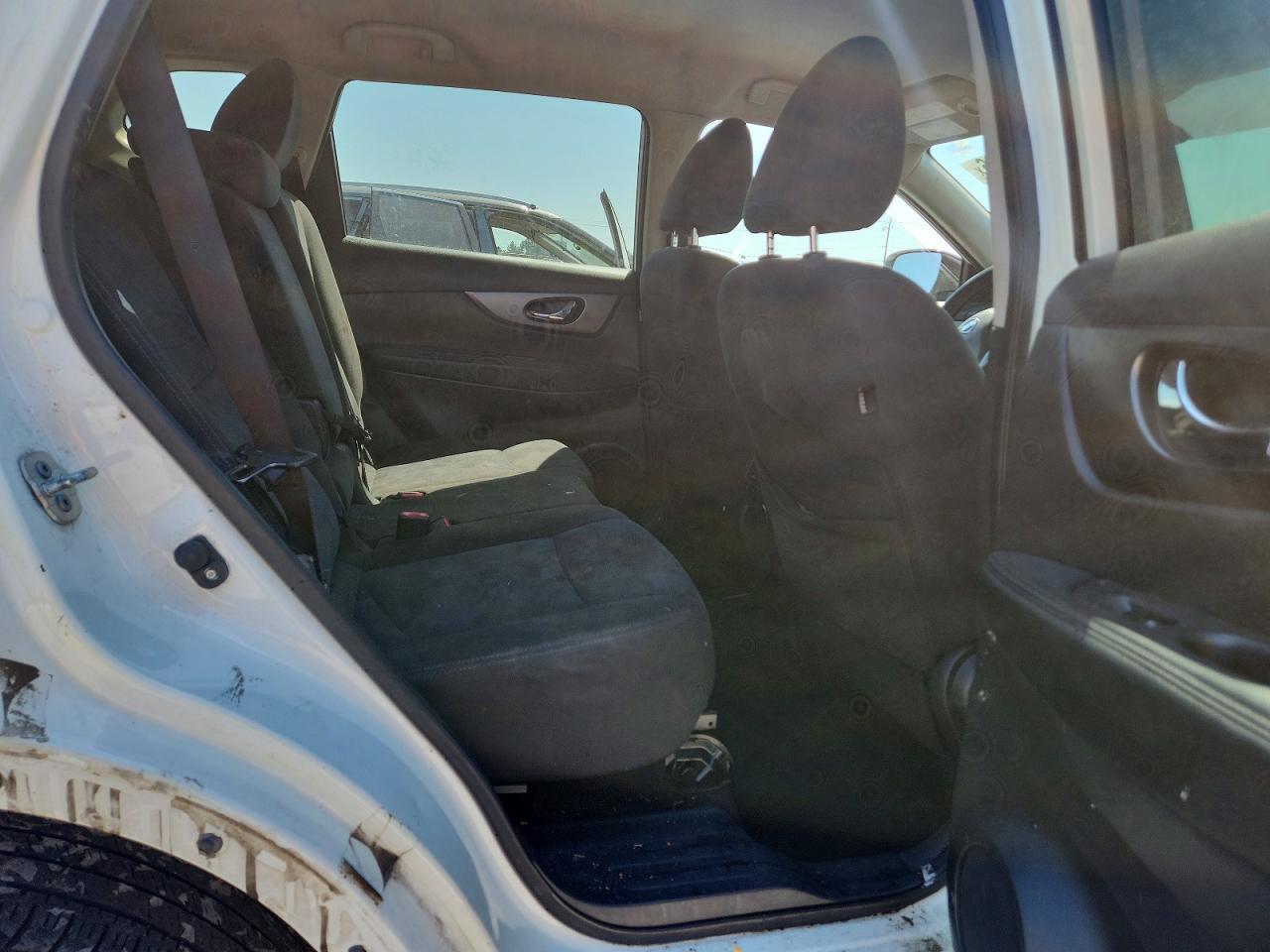 2016 Nissan Rogue S - zdjęcie 11