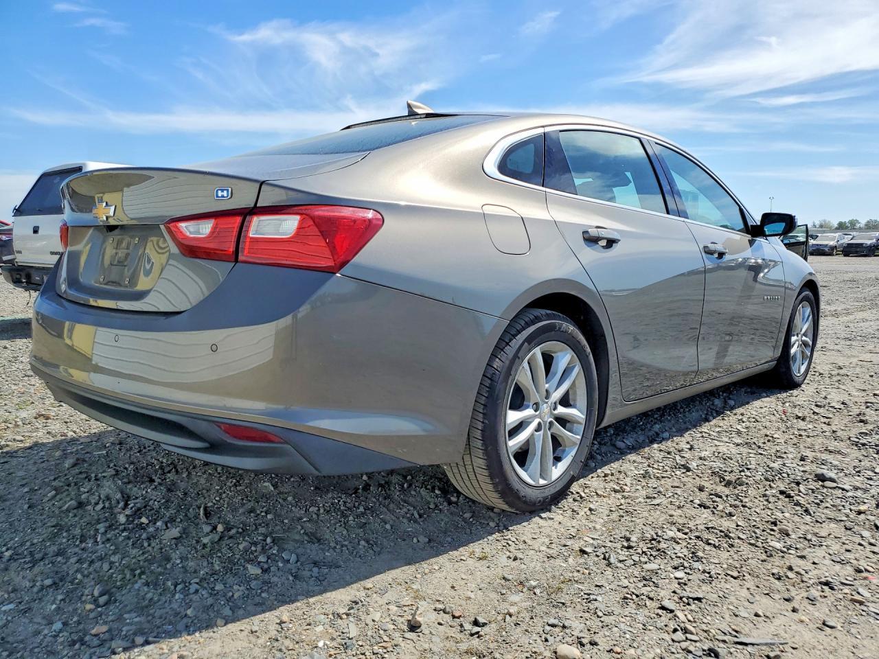 2018 Chevrolet Malibu Hybrid - zdjęcie 3