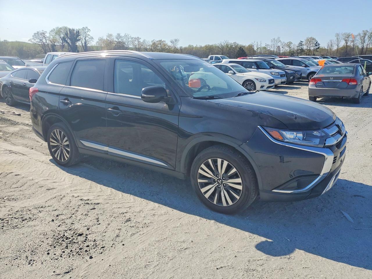 2019 Mitsubishi Outlander Se - zdjęcie 4