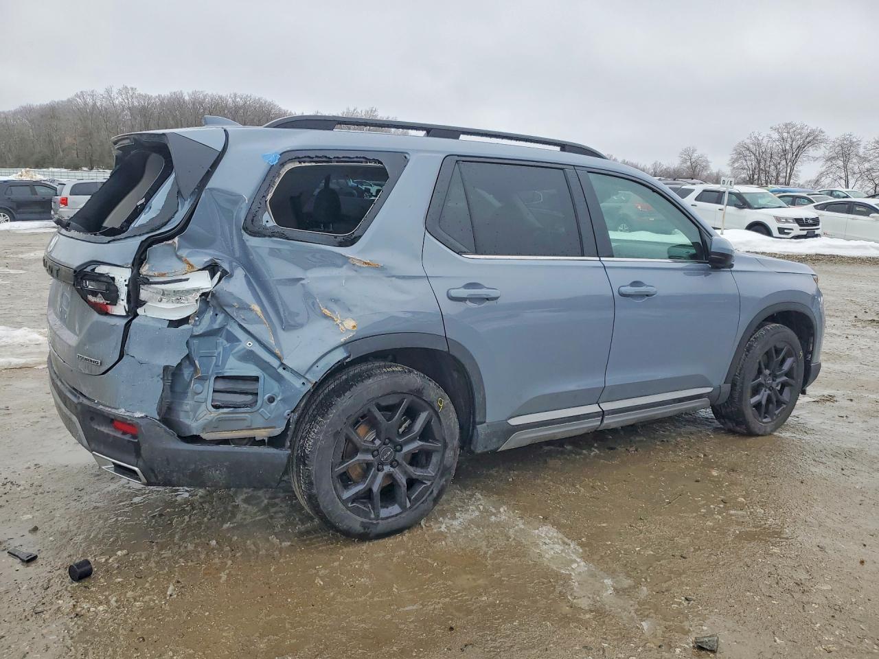 2025 Honda Pilot Touring - zdjęcie 3