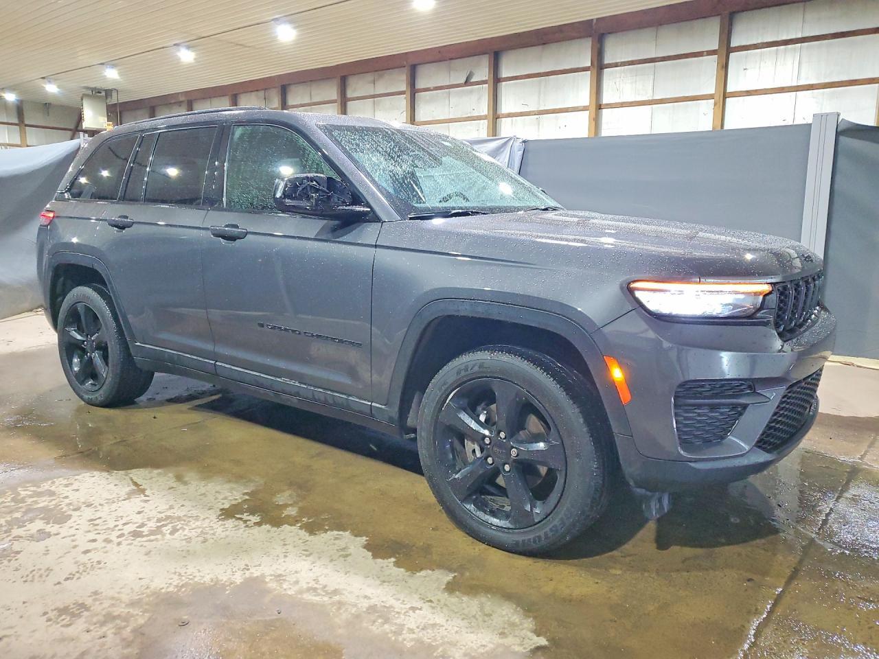 2024 Jeep Grand Cherokee Laredo - zdjęcie 4