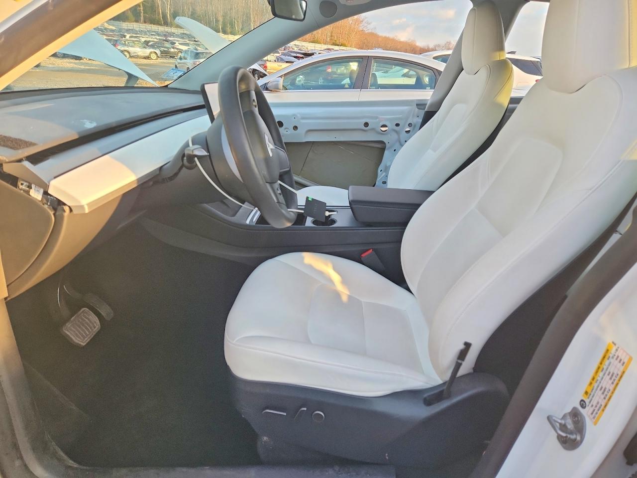 2023 Tesla Model Y - zdjęcie 7