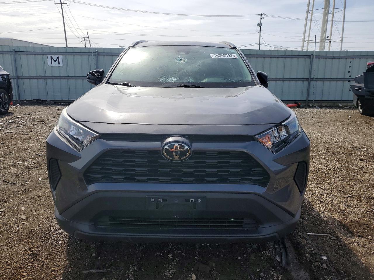 2021 Toyota Rav4 Le - zdjęcie 5