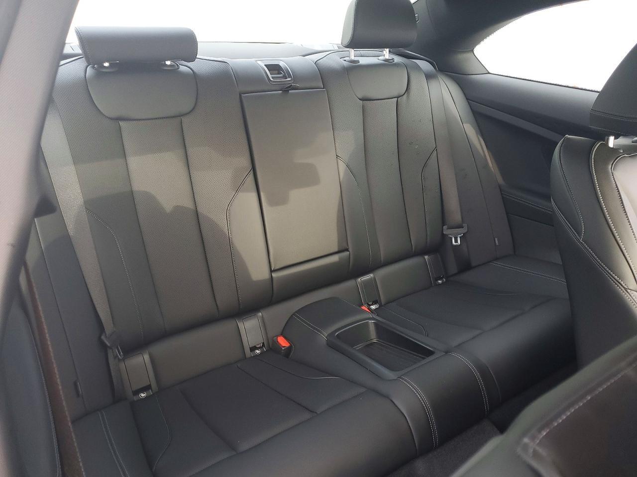 2026 BMW 230Xi - zdjęcie 10